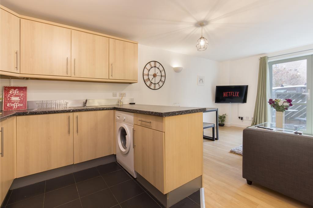 Raleigh Square - 2Br Ground-Floor Apartment In Nottingham Buitenkant foto